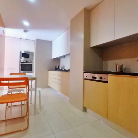 Lx4u - Belem Restelo Apartment *